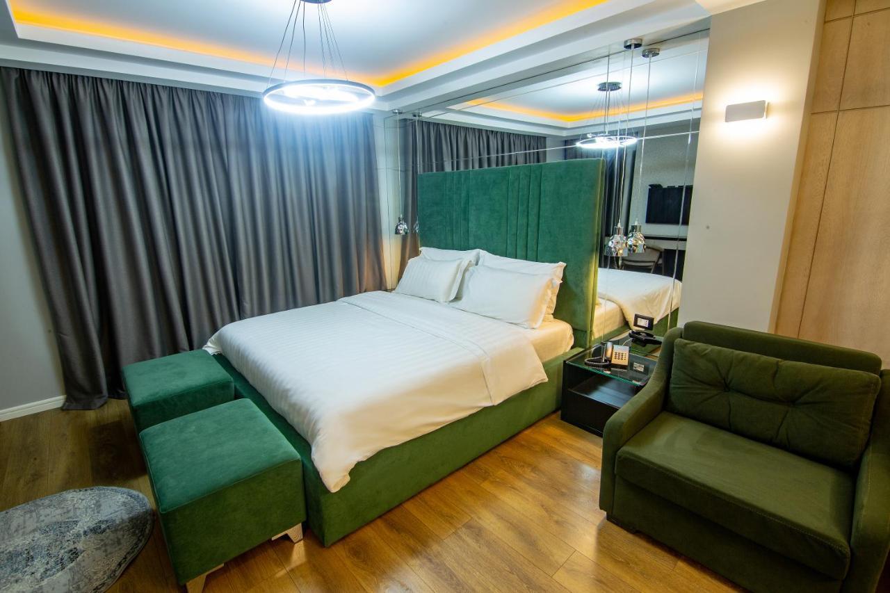 Tree Hotel Korce Bagian luar foto