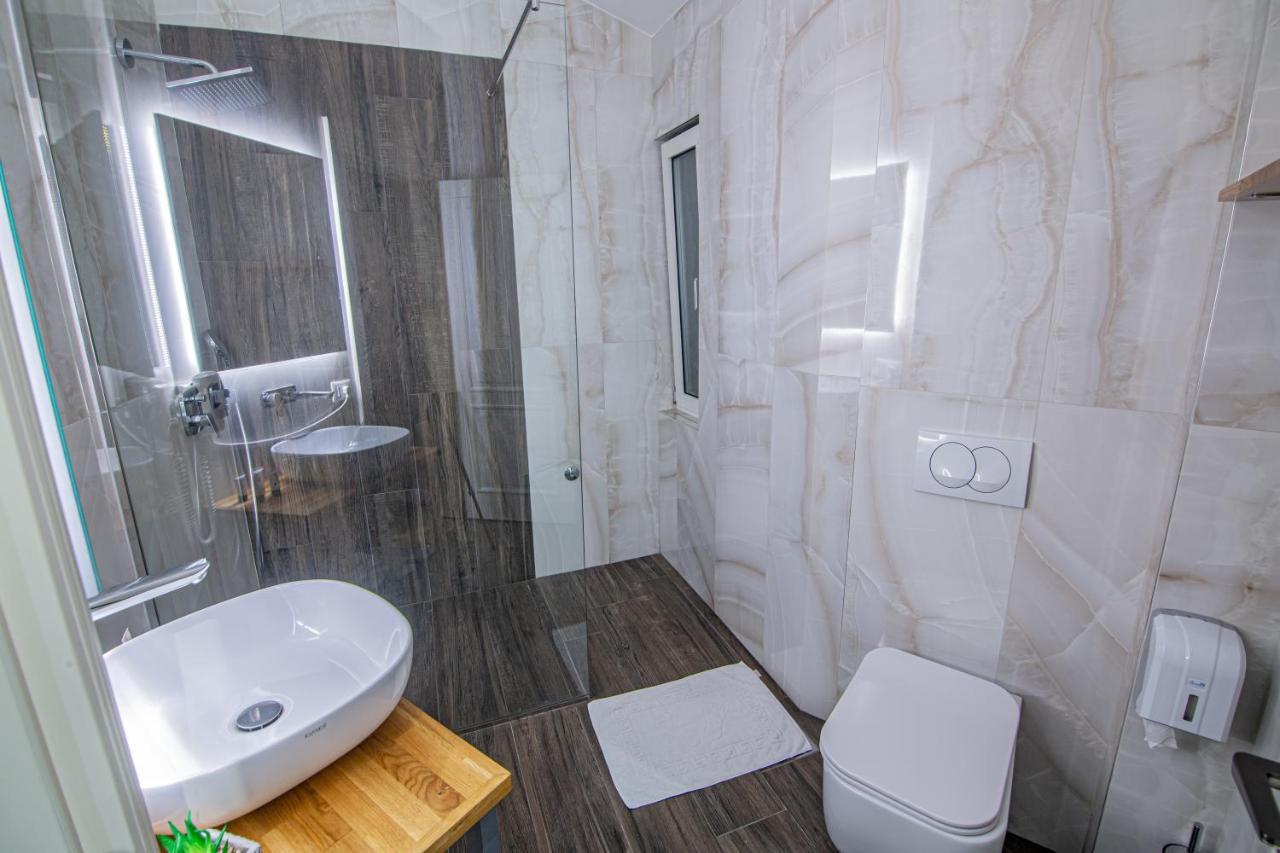 Tree Hotel Korce Bagian luar foto
