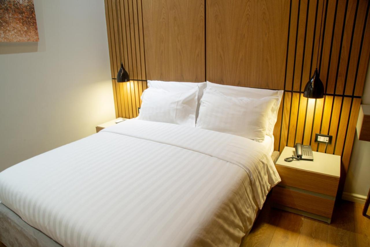 Tree Hotel Korce Bagian luar foto
