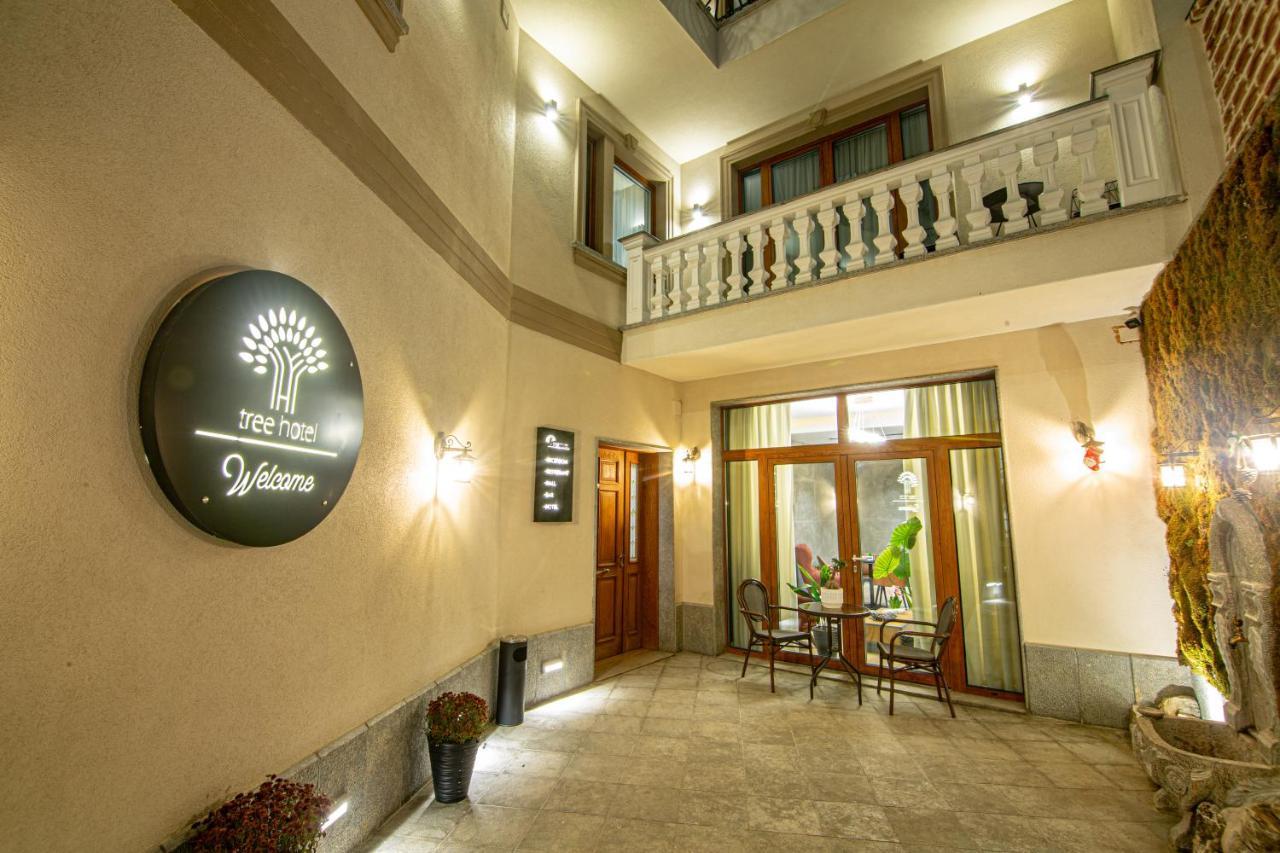 Tree Hotel Korce Bagian luar foto
